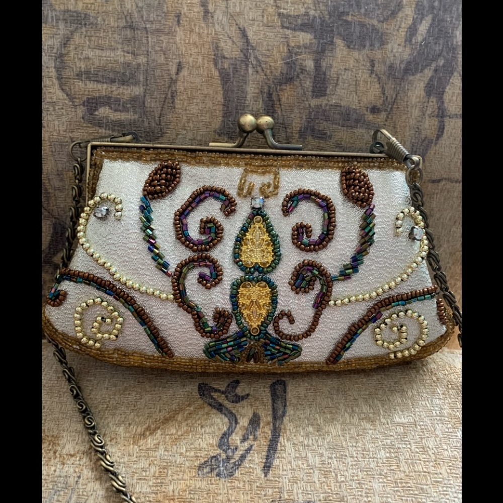 Vintage clutch/ wallet silver material beaded